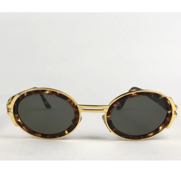 VINTAGE Gianni Versace Gold Frame Sunglasses with Brown Prescription Lenses - Picture 11 of 16